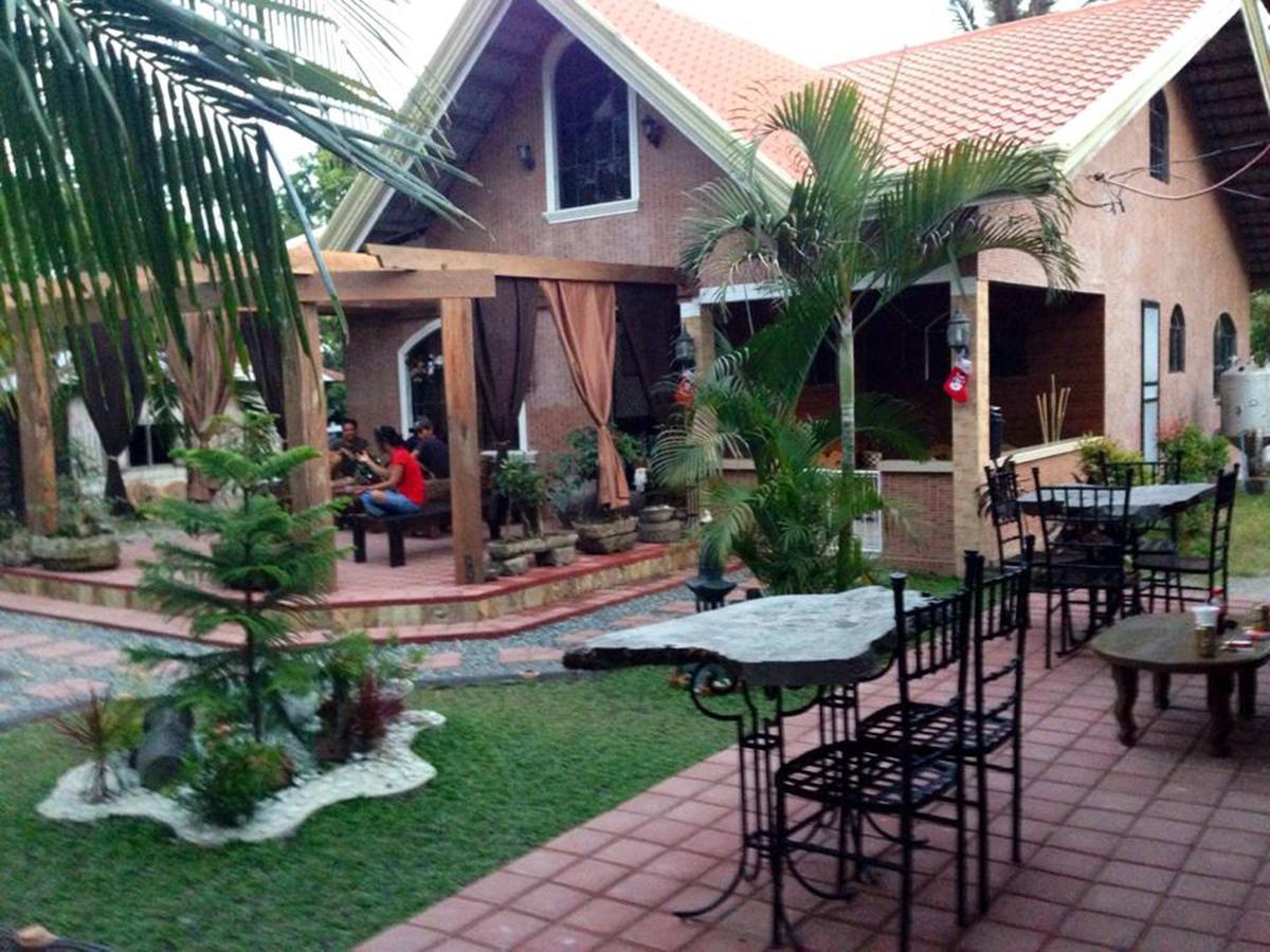 Santa Juliana Bognot Lodge : Alvin Bognot Mt Pinatubo Guesthouse And Tours חדר תמונה