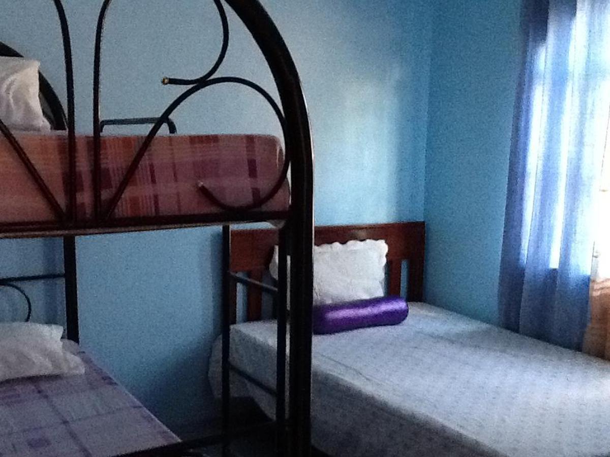 Santa Juliana Bognot Lodge : Alvin Bognot Mt Pinatubo Guesthouse And Tours חדר תמונה
